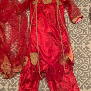 Pakistani Indian dress salwar kameez